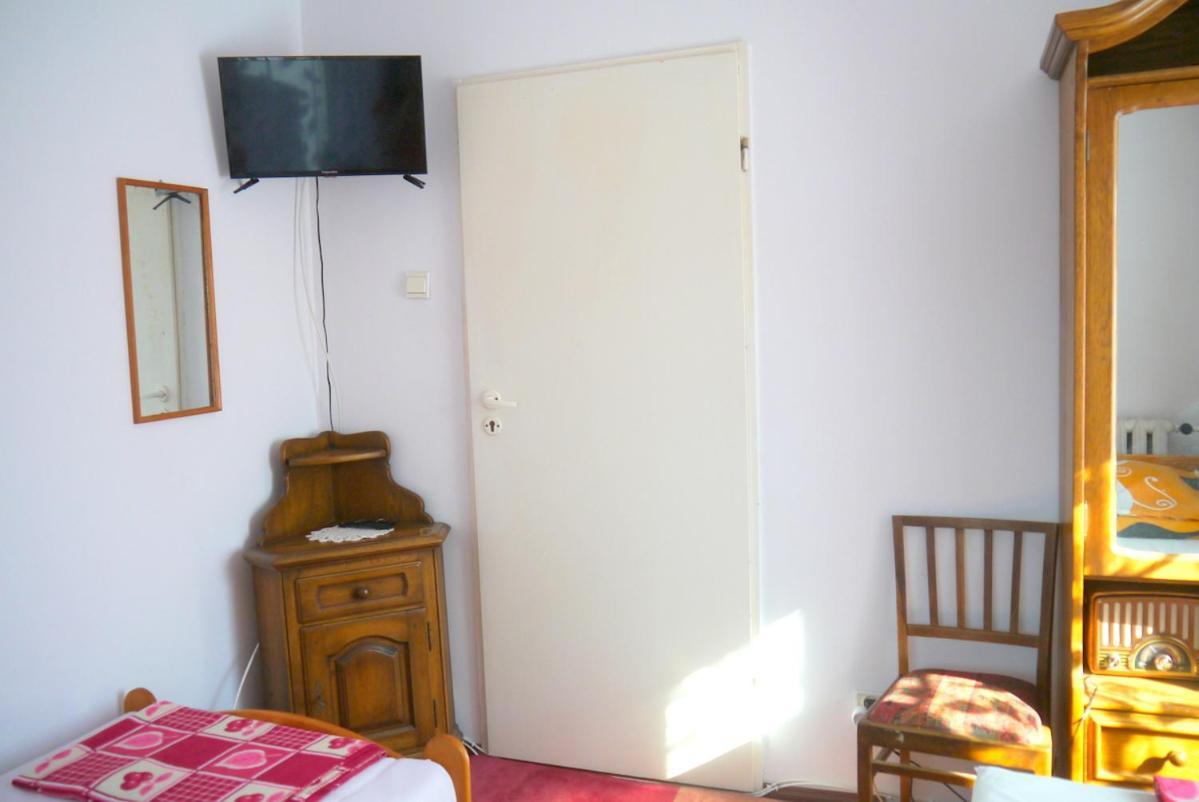 Pod Kasztanem Gospodarstwo Agroturystyczne Stronie Slaskie Exterior photo