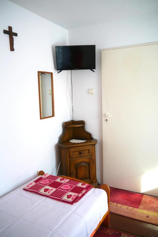 Pod Kasztanem Gospodarstwo Agroturystyczne Stronie Slaskie Exterior photo